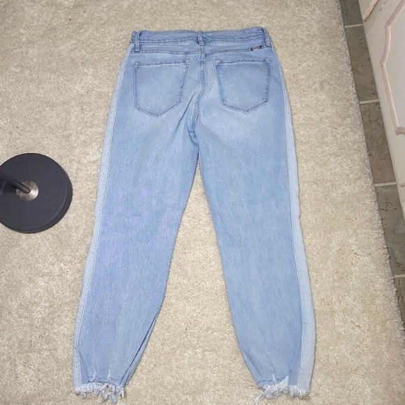 KanCan Erin High Rise Slim Straight Leg Pin Stripe Jeans 7 - Picture 9 of 16